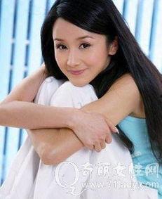 抱肚法视频,轻松掌握居家健身新技巧